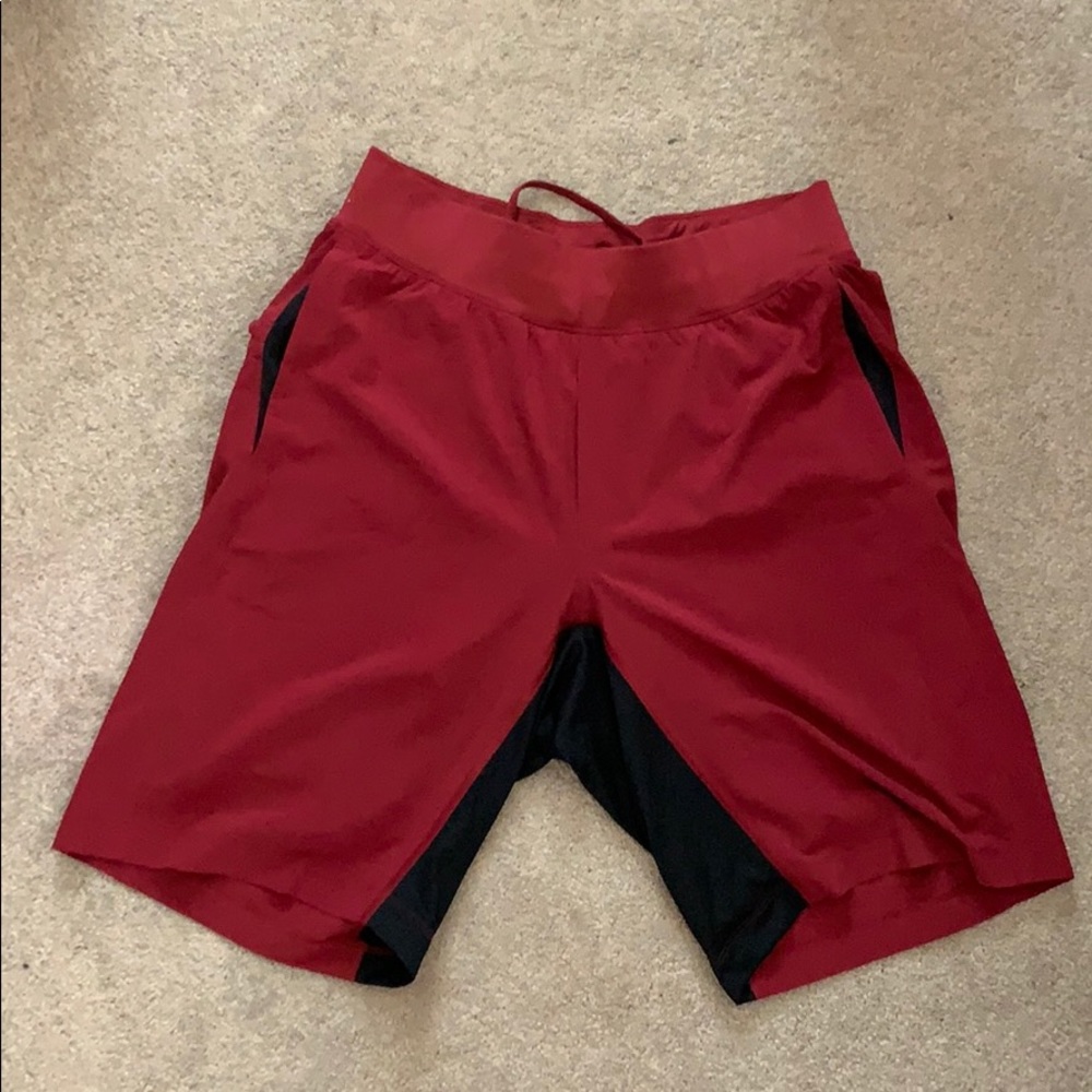 LuluLemon T.H.E short 9” Luxtreme Liner